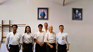 左から）Yoshi Satoh、Jodee、David、Peer先生、ダンさん、日��